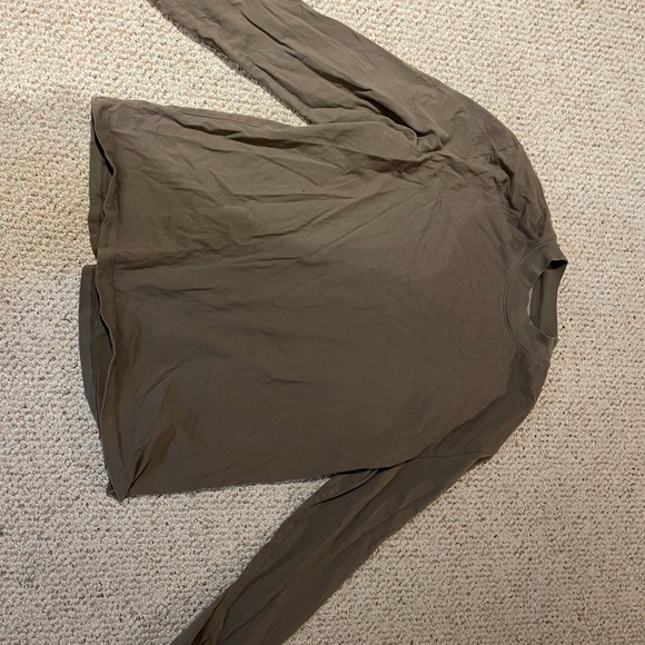 Essentials FoG long sleeve tshirt (Authentic) - Picture 2 of 6